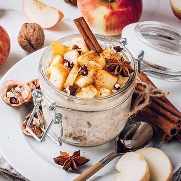 OATMEAL WITH CINNAMON & SOULBEE HONEY POWDER & FLAKES FOR BREAKFAST BY @TIFF.KENT